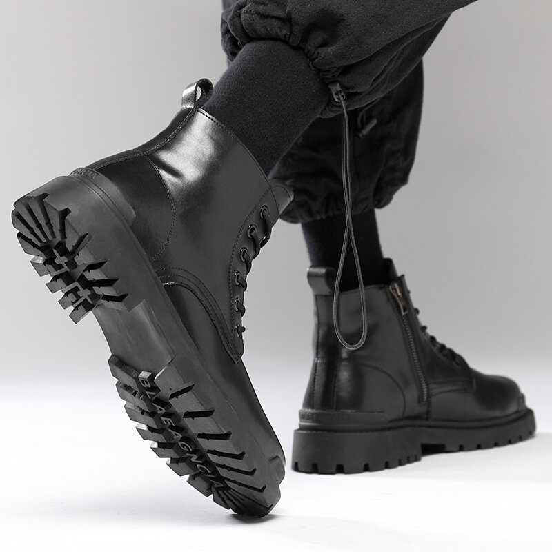
	Men Stylish Black Lace Up Non Slip Casual Tooling Martin Boots