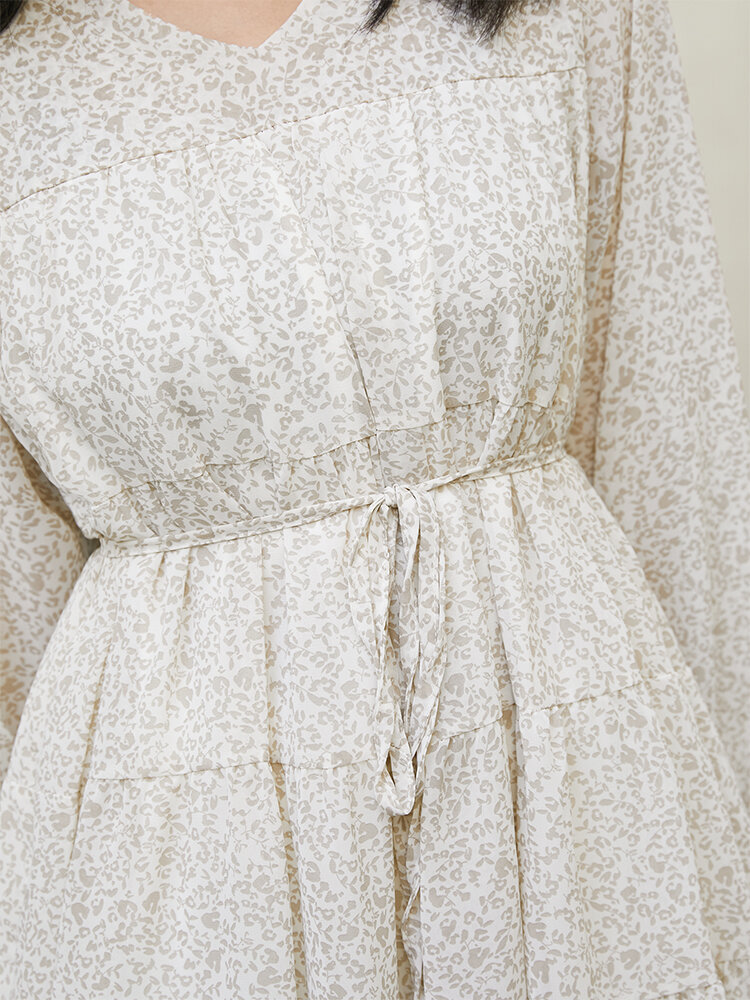 
	Floral Pattern Ruffle Hem V-neck Knotted Print Dress