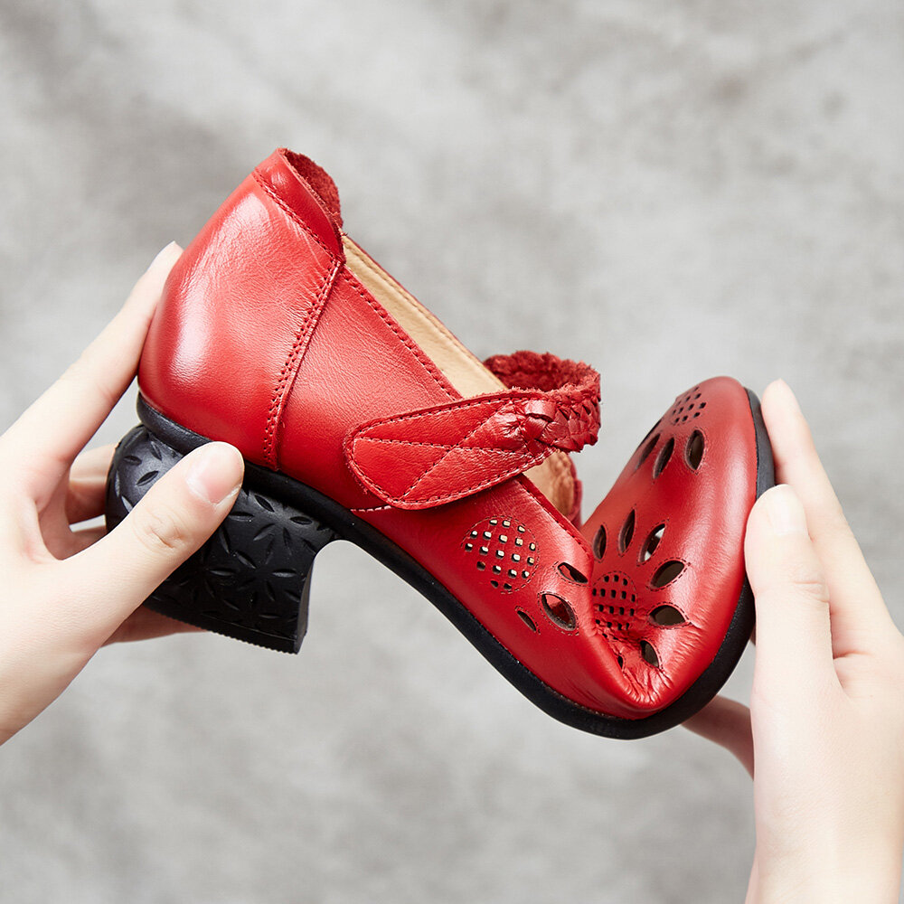 
	SOCOFY Leather Cutout Floral Braided Adjustable Ankle Strap Chunky Heel D&rsquo;orsay Pumps