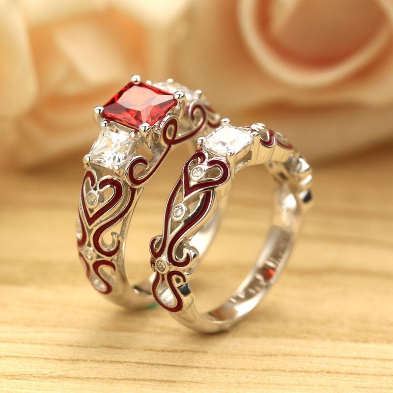 
	2 Pcs Stackable Cocktail Rings Cubic Zirconia Rings Red Heart Wedding Engagement Rings for Women