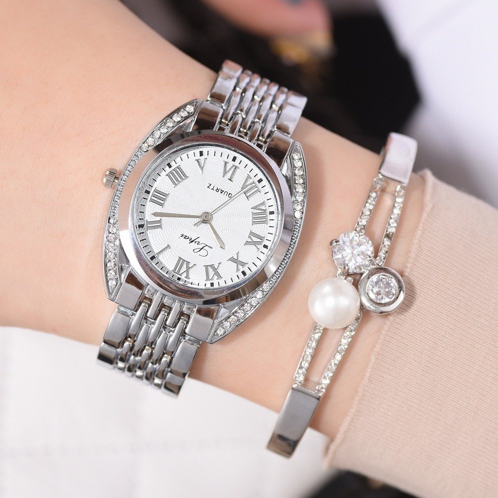 
	Trendy Roman Number Quartz Watch Casual Stainless Steel Women Watch