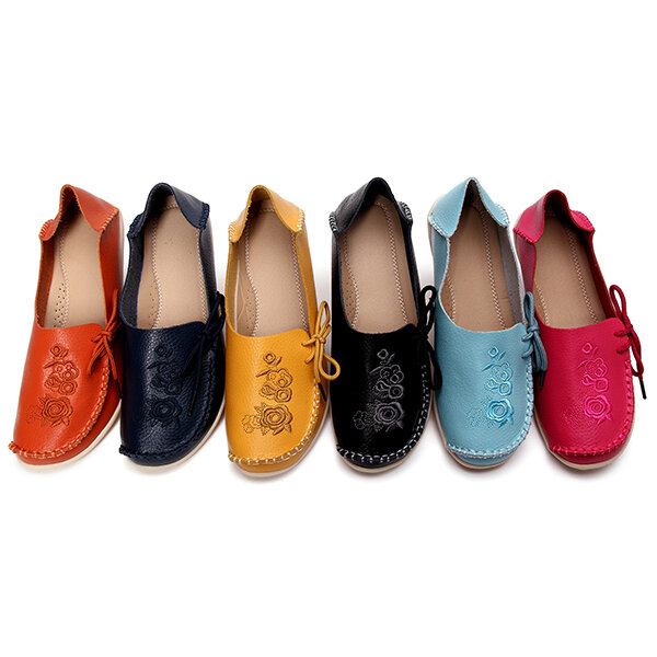 
	LOSTISY Women Large Size Floral Embroidery Stitching Soft Flats Leather Loafers