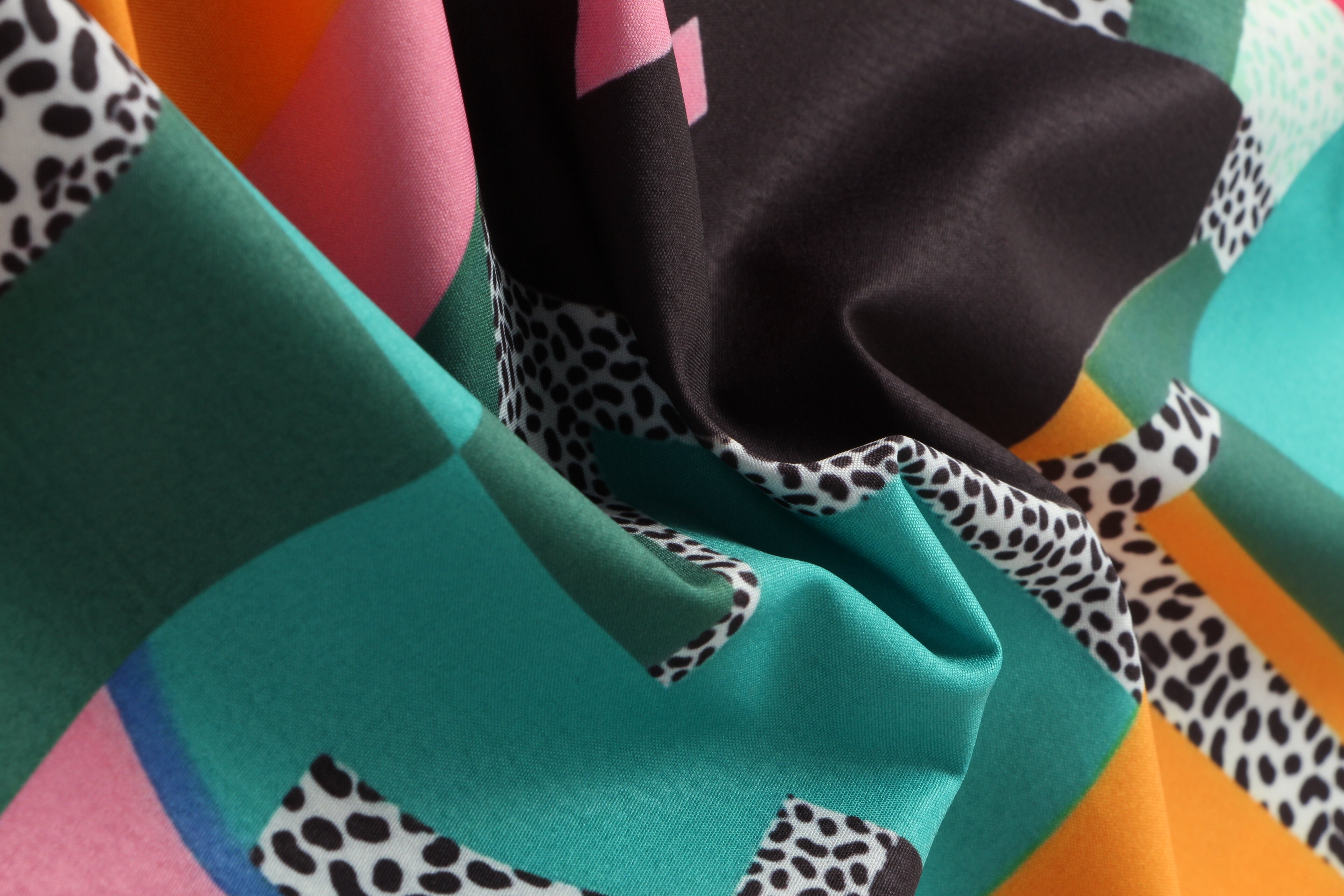 
	Mens Dot & Geometry Pattern Colorblock Lapel Short Sleeve Shirt